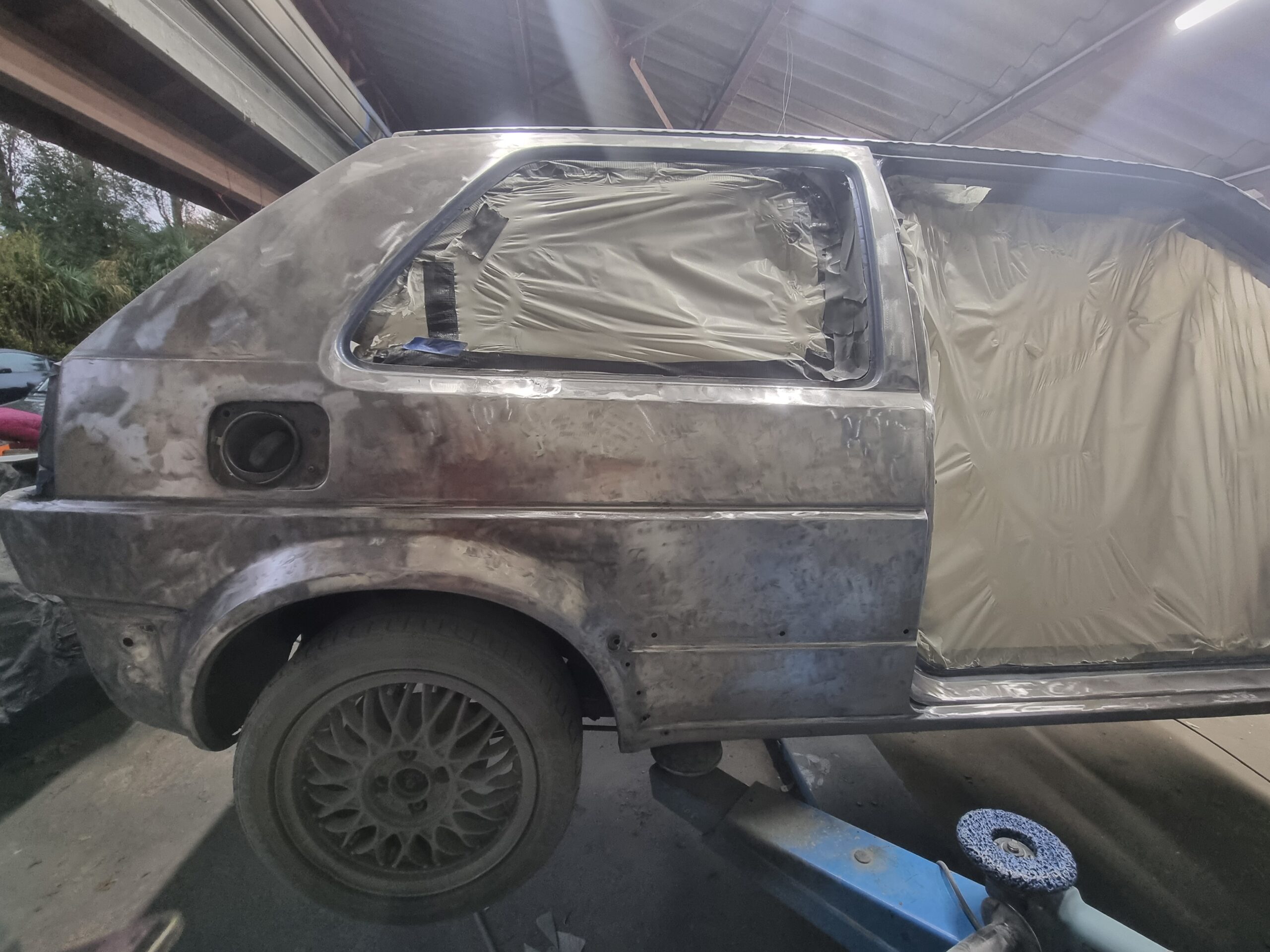 Panneau arrière Golf MK2 décapé